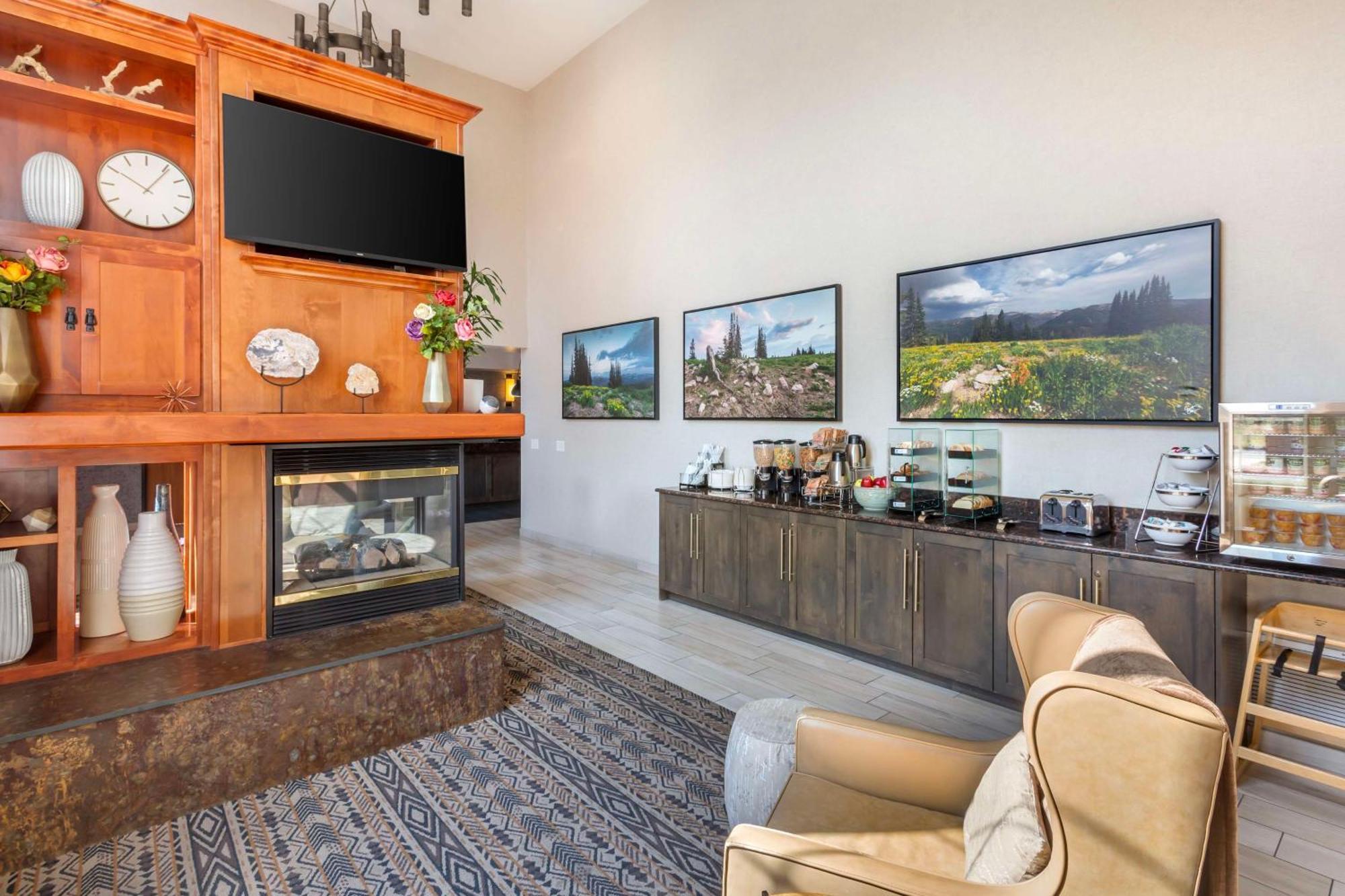 Best Western Holiday Hills Coalville Εξωτερικό φωτογραφία