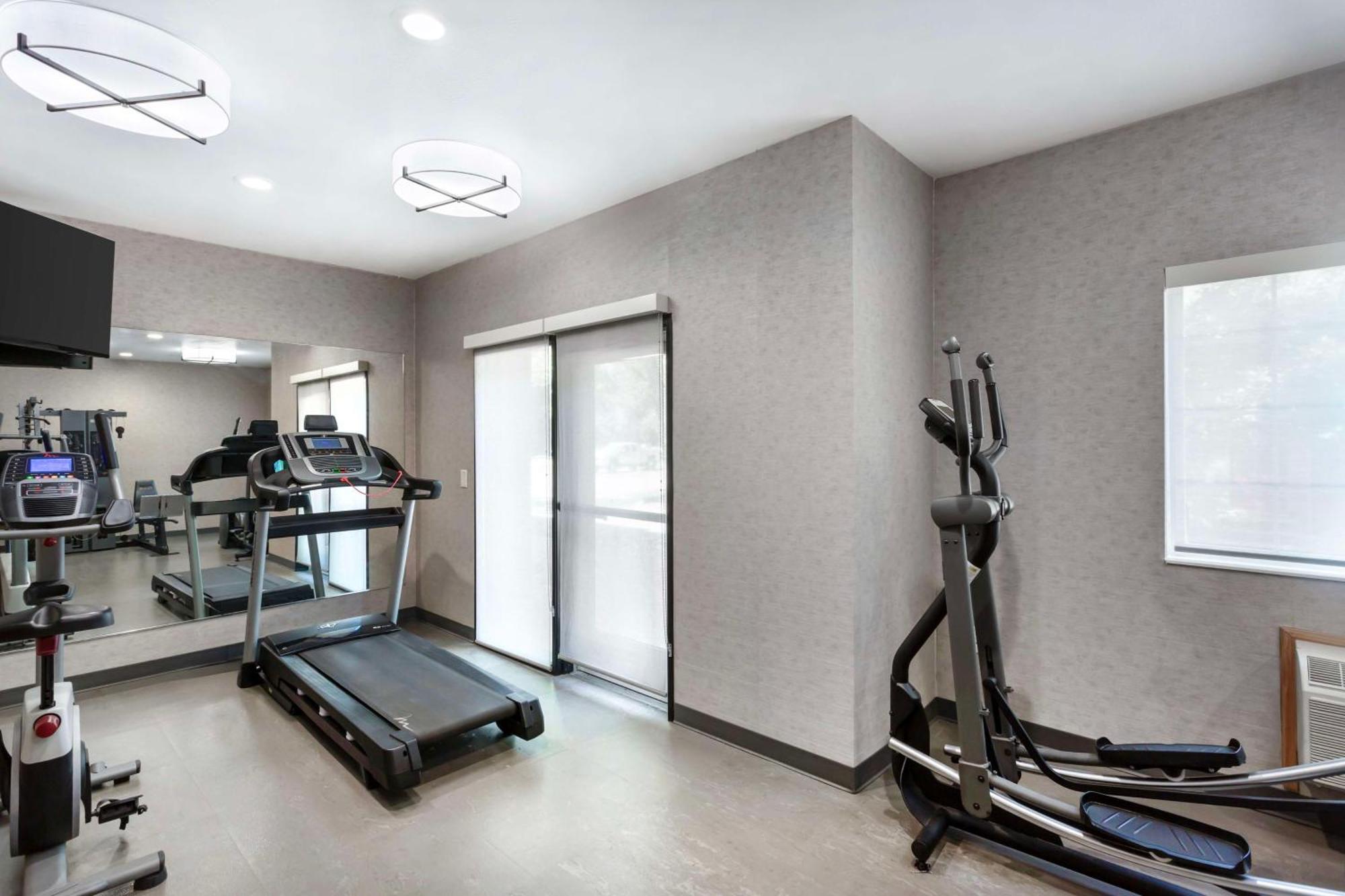 Best Western Holiday Hills Coalville Εξωτερικό φωτογραφία