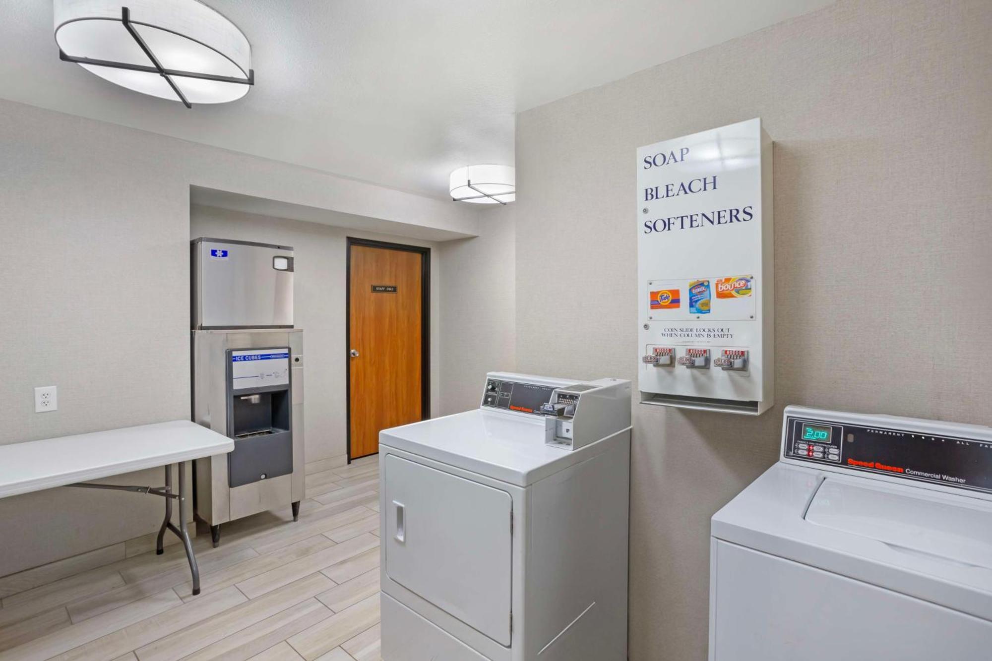 Best Western Holiday Hills Coalville Εξωτερικό φωτογραφία