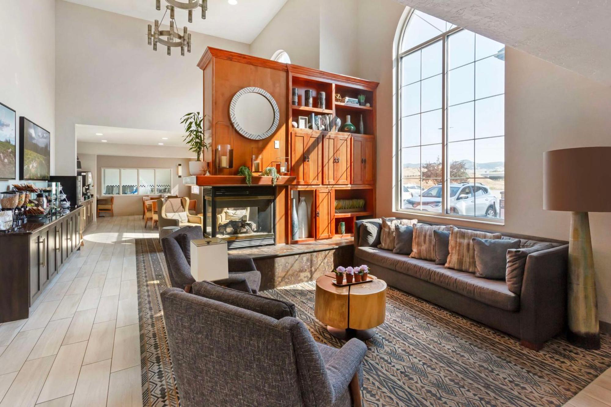 Best Western Holiday Hills Coalville Εξωτερικό φωτογραφία